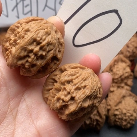桃核吊坠38全品野狼