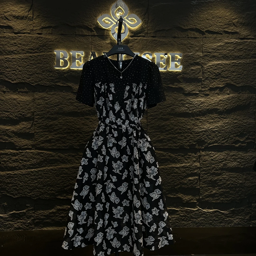 【linda】编号【30】夏季短袖显瘦气质大码钉珠中长款连衣裙-BLS-A317