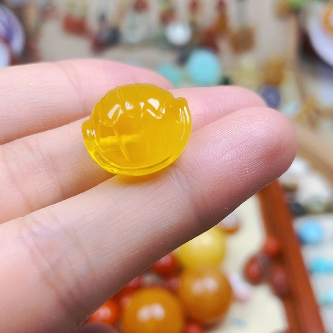 裸石琥珀未镶嵌订制