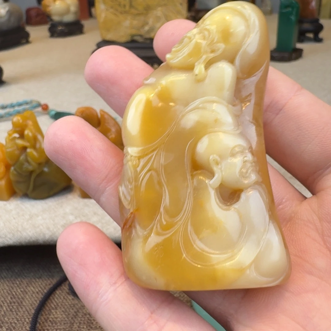 浅***彻昌化石印石昌化田黄210