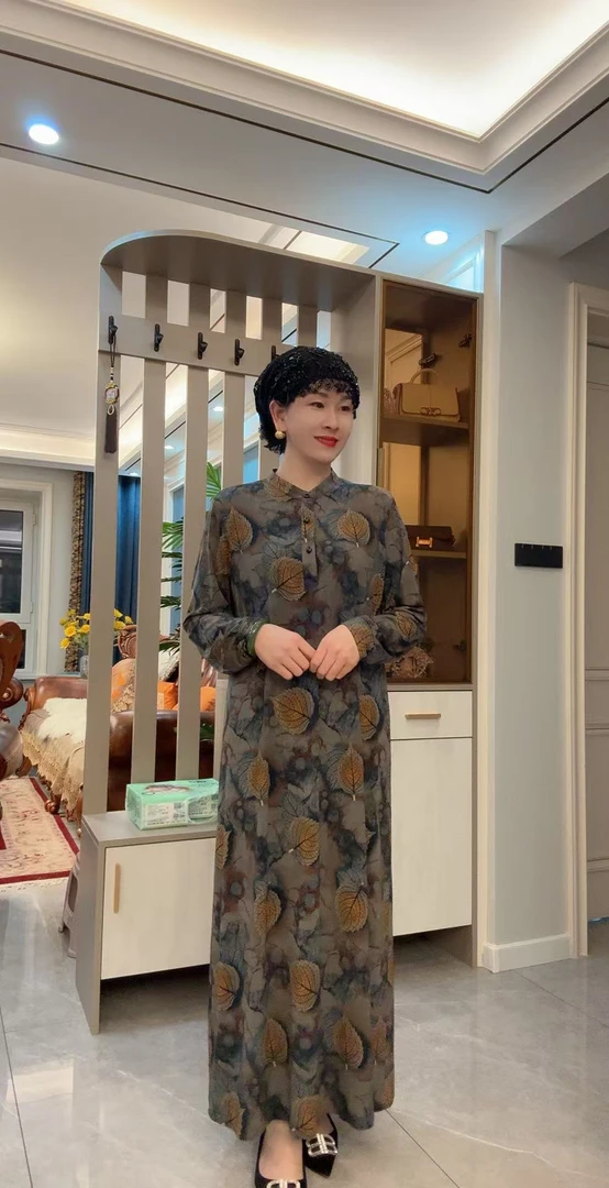 192水晶麻面料连衣裙