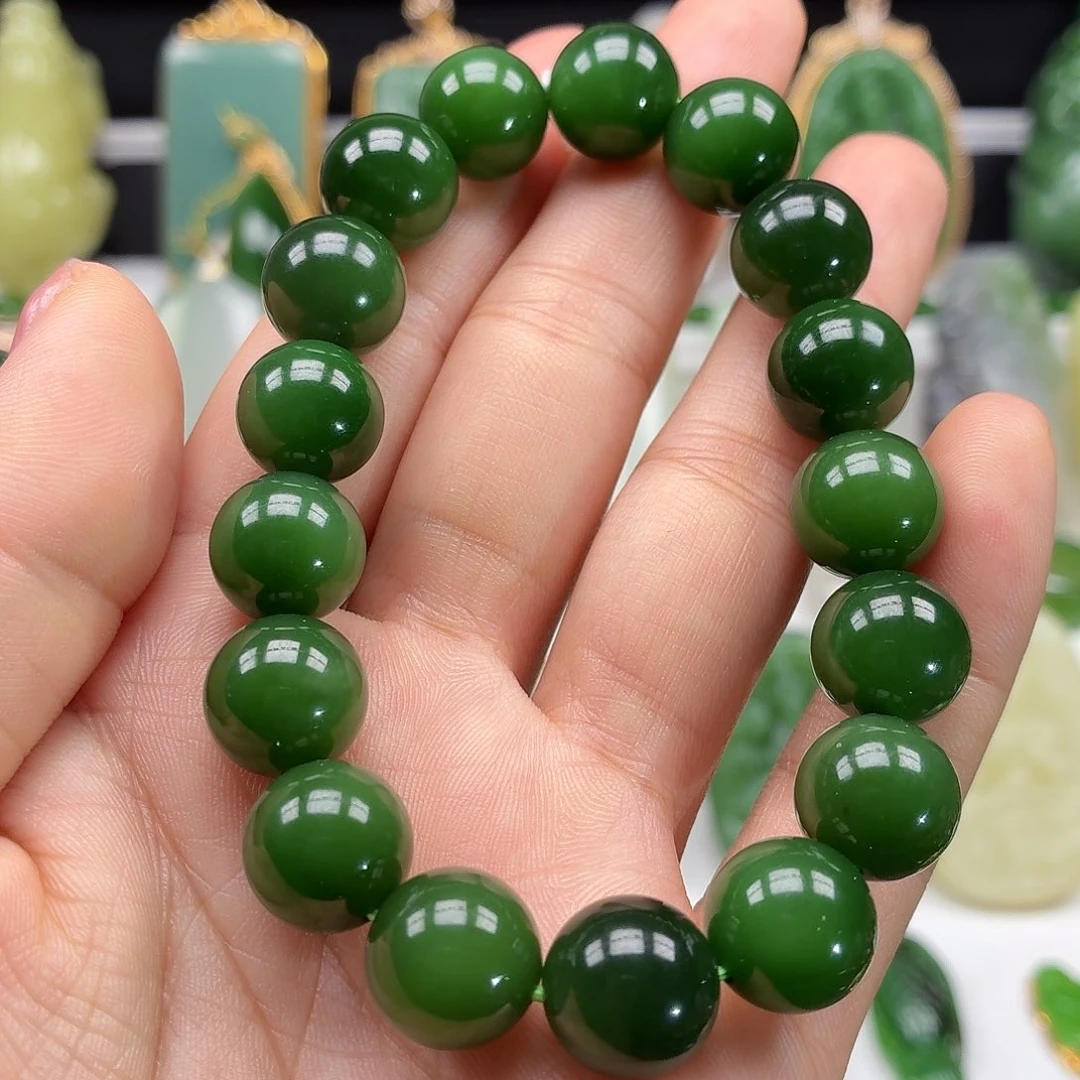 颈饰未镶嵌和田玉辣绿精品12