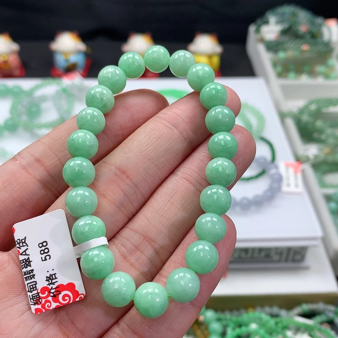 翡翠手链未镶嵌翡翠