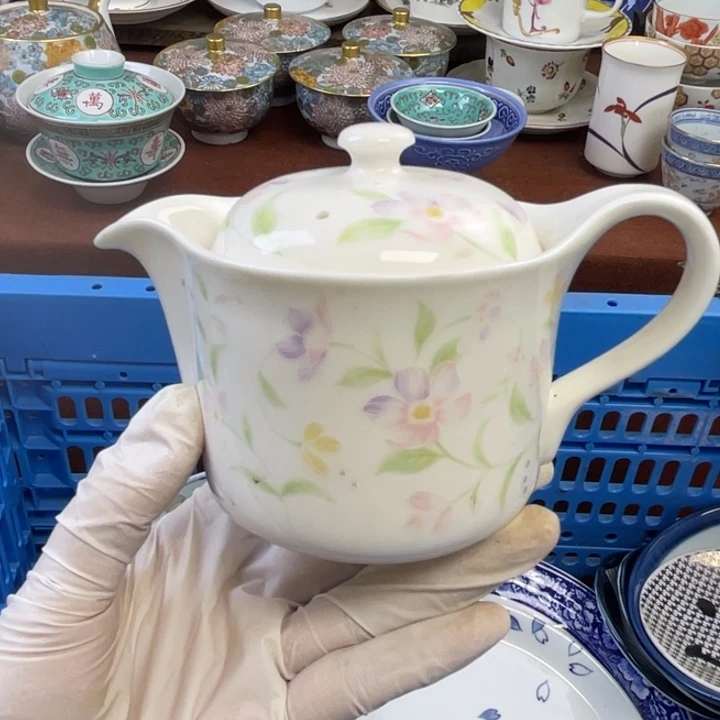 他家瓷器真美…开播了