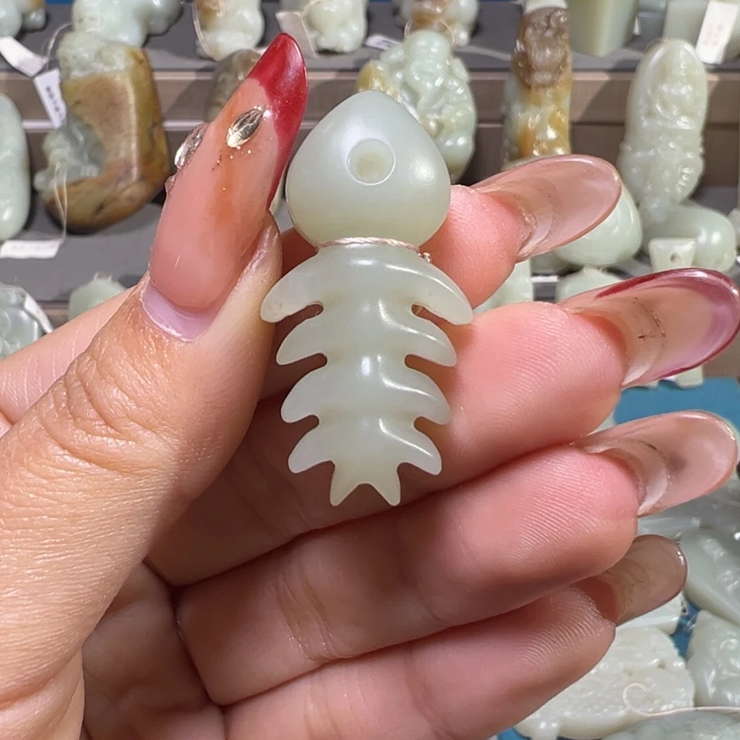 和田玉（糖玉）未镶嵌颈饰