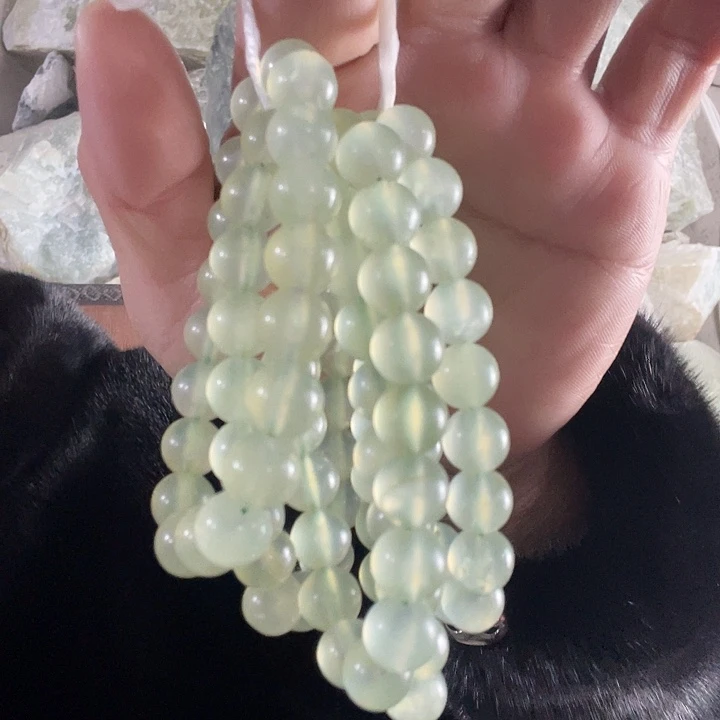 蛇纹石玉未镶嵌珠宝奇石