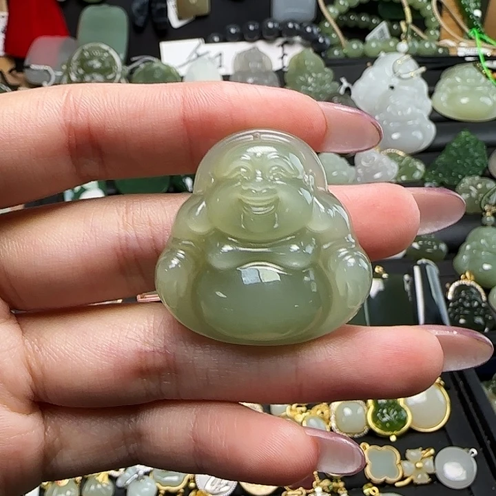 和田玉未镶嵌颈饰卡35