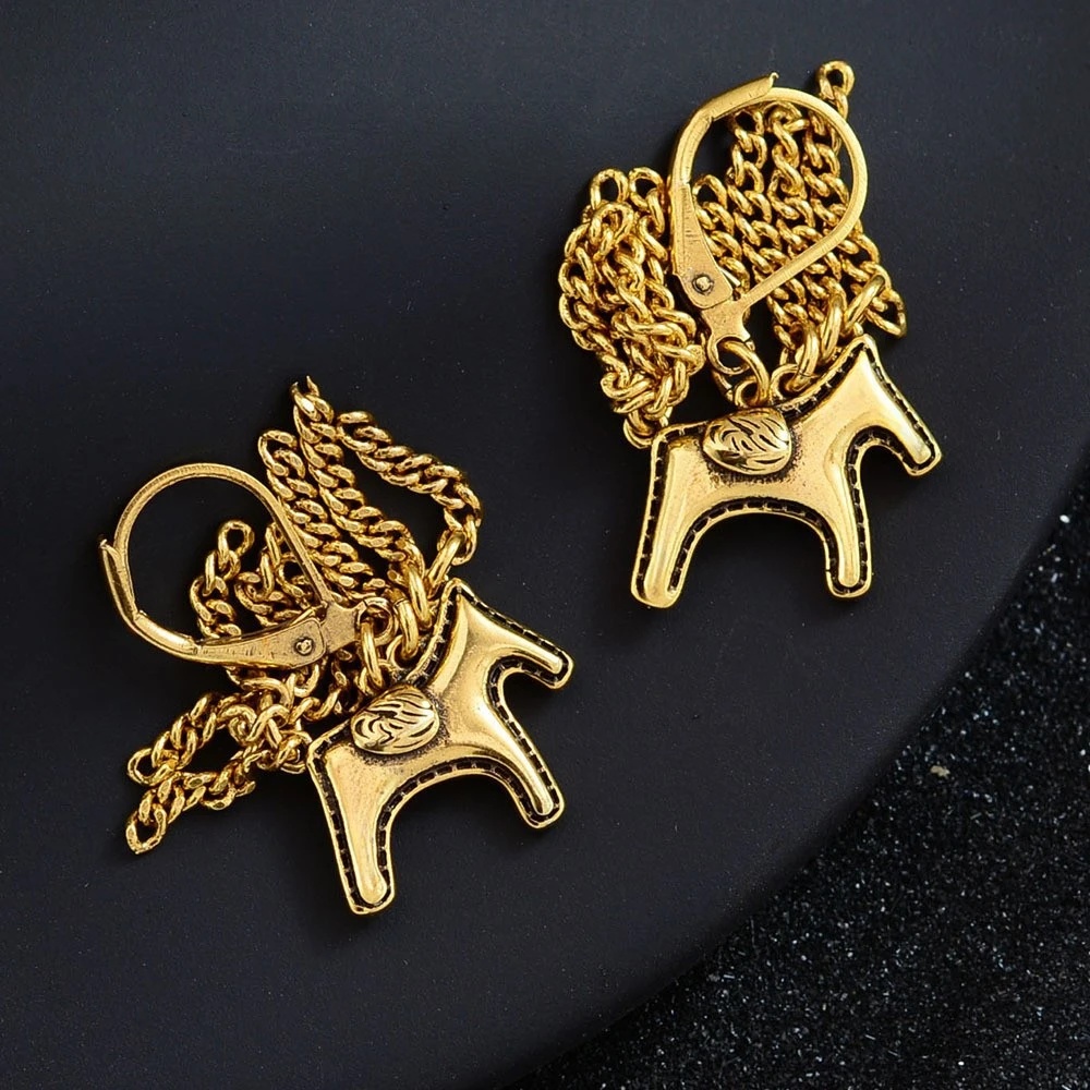 爆款轻奢精致小马流苏耳环个性高级感ins小马耳钉简约小众时尚