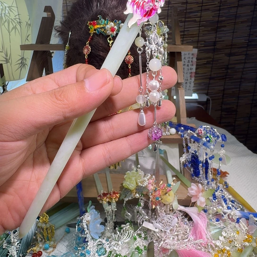 浅***笑合金蛇纹石玉发饰