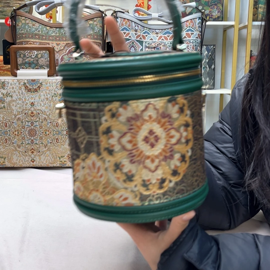 织绣直播间浮力大漏