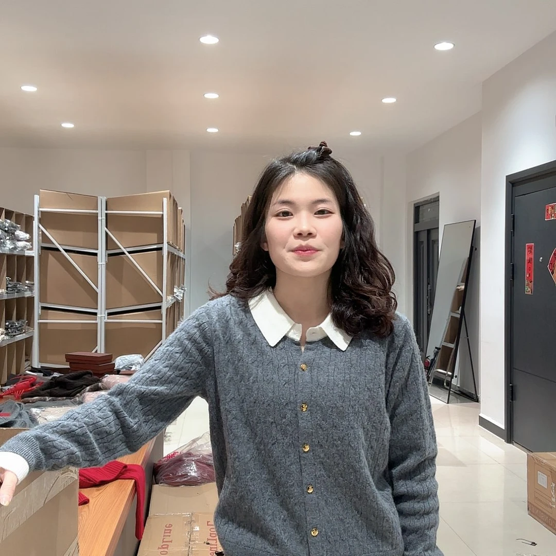 康赛妮开衫山羊绒超好看