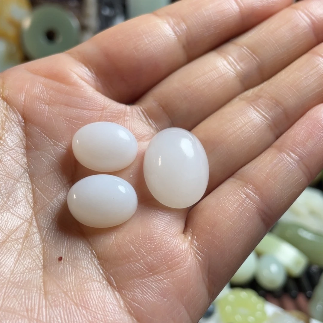 大***到和田玉未镶嵌挂件