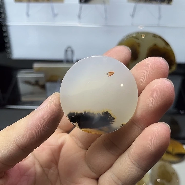 顽***森未镶嵌吊坠(不含链)玛瑙/玉髓