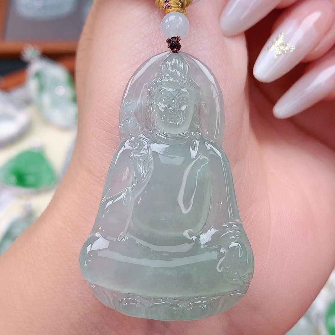 颈饰未镶嵌翡翠观音