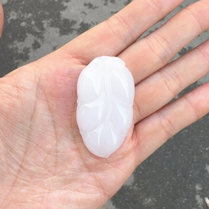 石英质玉未镶嵌吊坠(不含链)小**儿