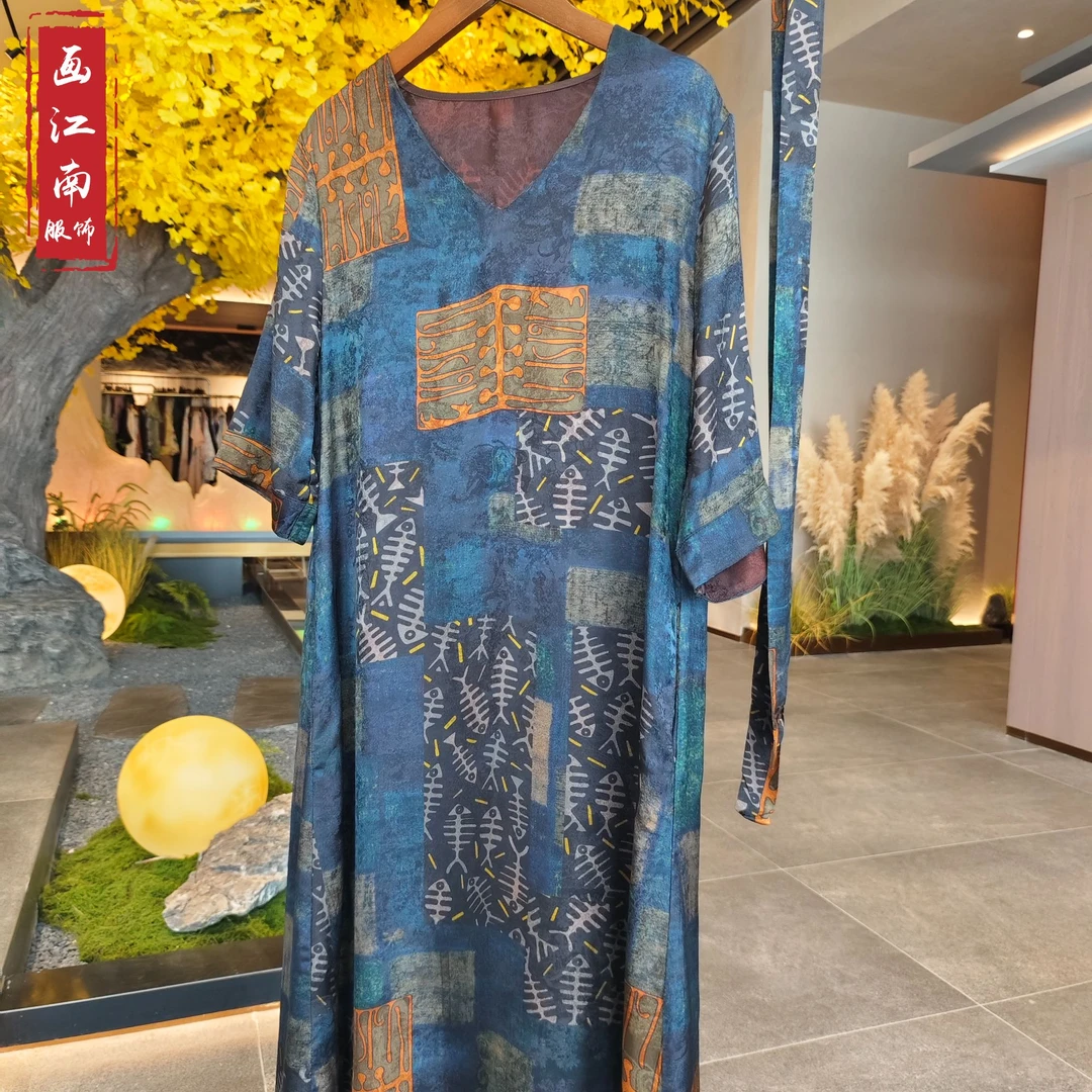 【观南】2025新款夏季气质收腰系带新中式国风裙子V领女装连衣裙