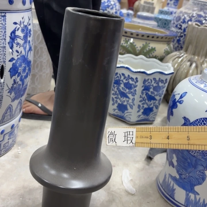 微瑕青花瓷器值得购买