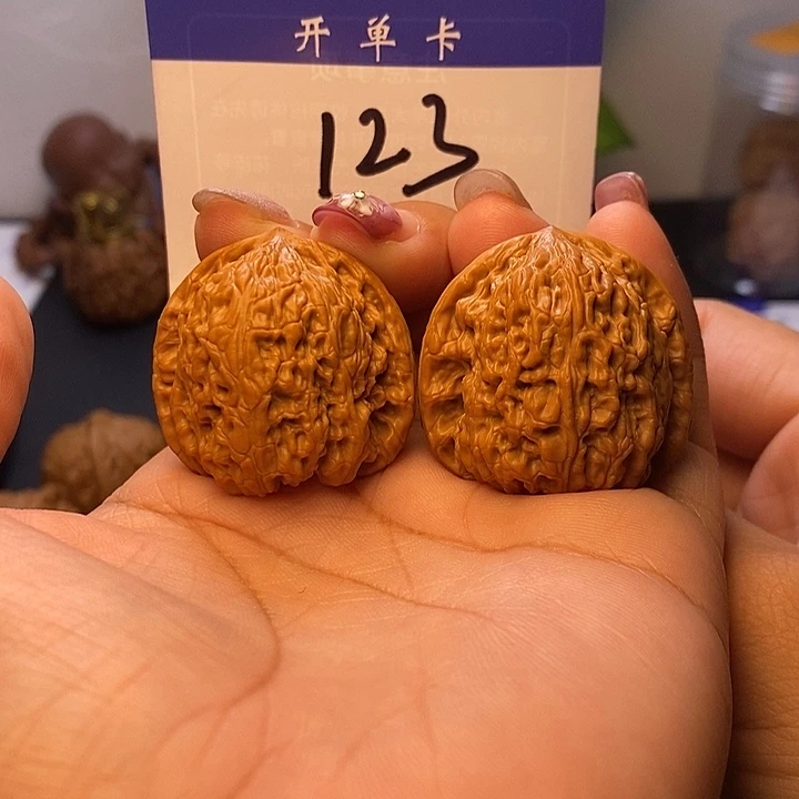 吊坠桃核密纹34有修s