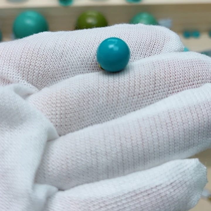 绿松石未镶嵌珠宝