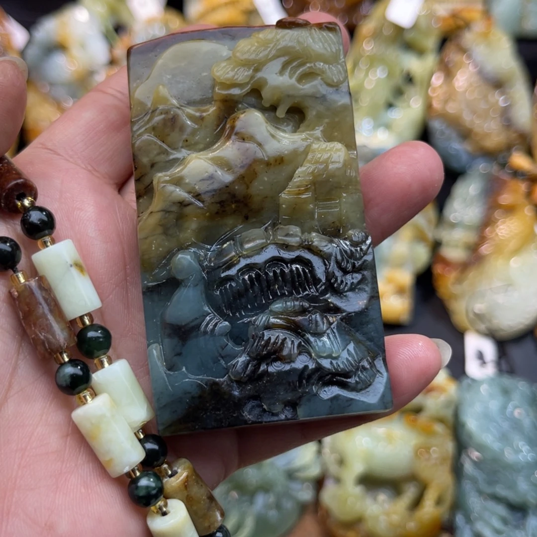 蛇纹石玉未镶嵌颈饰