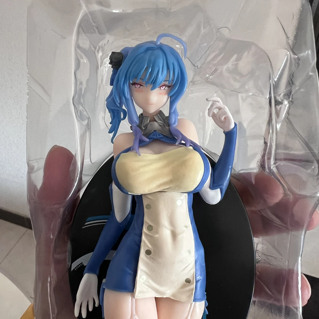 吸塑盒装手办摆件圣路易斯