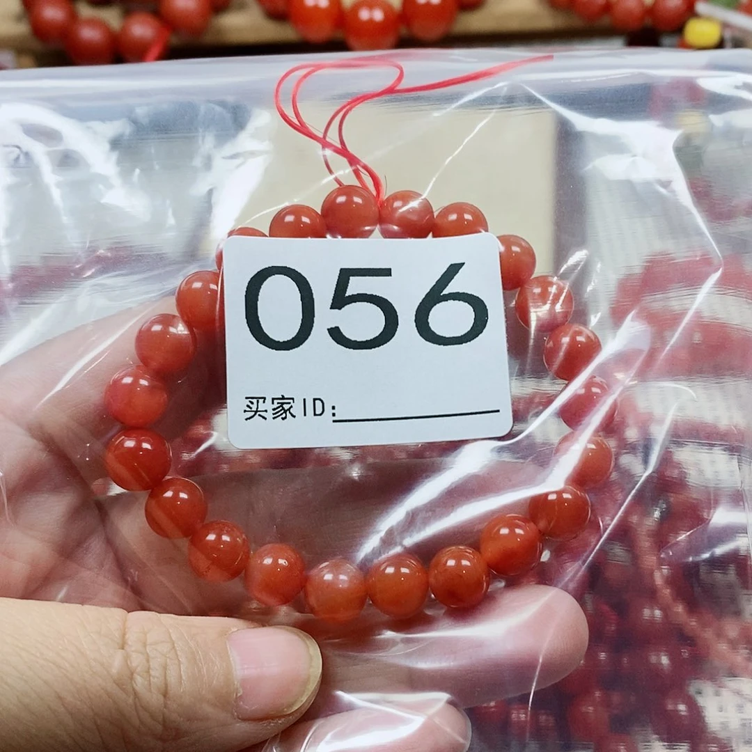 甄***妮南红玛瑙未镶嵌手串卡8