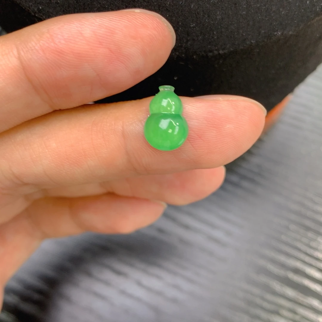 翡翠裸石翡翠葫芦