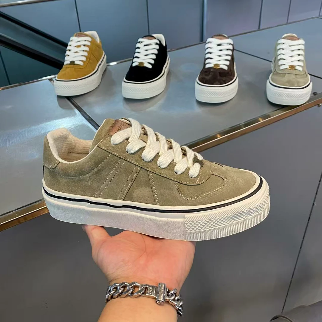 2025秋季时尚新款潮流舒适百搭运动休闲流行平底男款板鞋（皮鞋码）