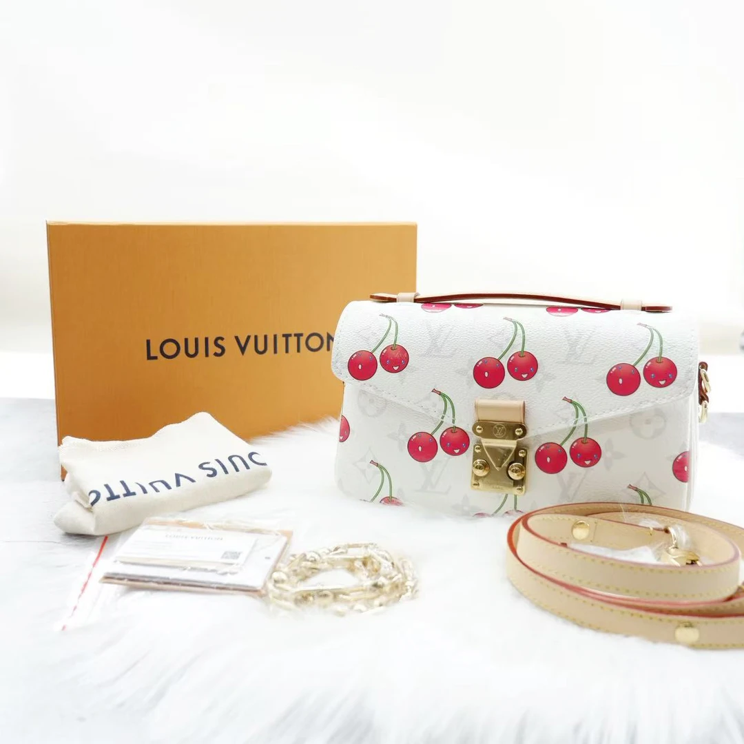 99新 LouisVuitton/路易威登 村上隆樱桃芯片邮差包/JM250927012