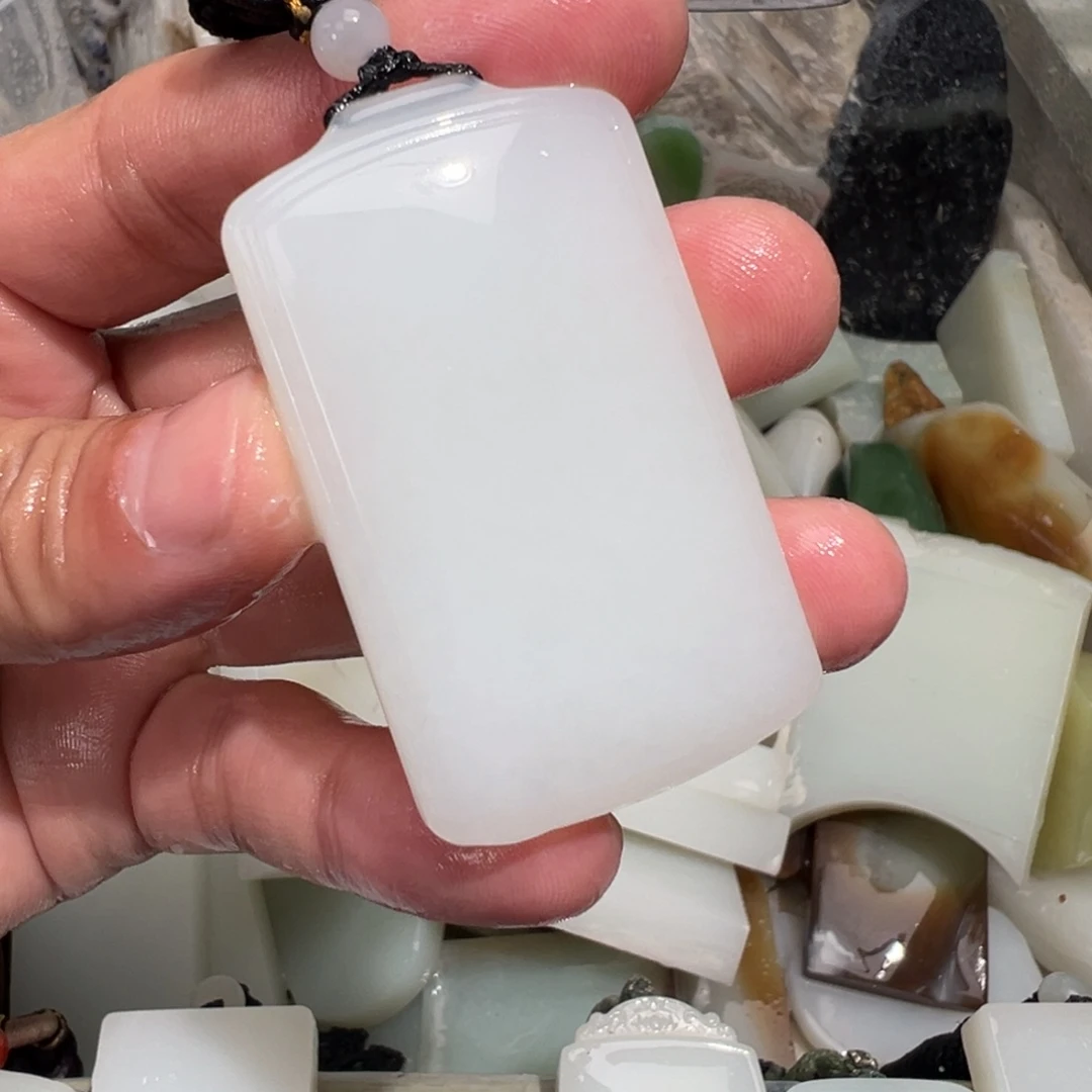 定制和田玉未镶嵌和田玉