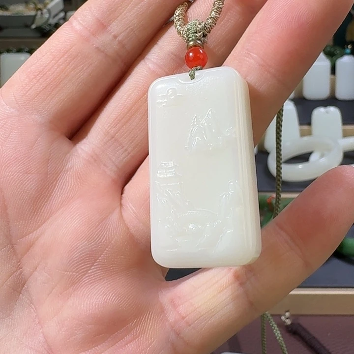 和田玉未镶嵌颈饰