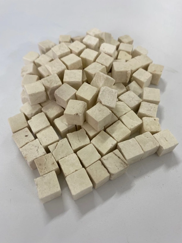 云南老树茯苓无硫精选白茯苓丁煮水泡汤