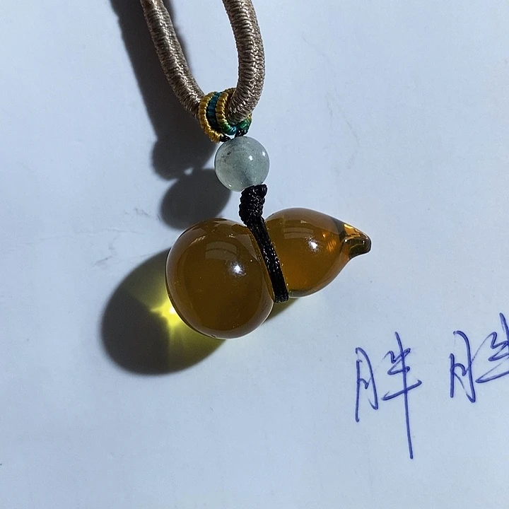 琥珀颈饰未镶嵌琥珀蜜蜡