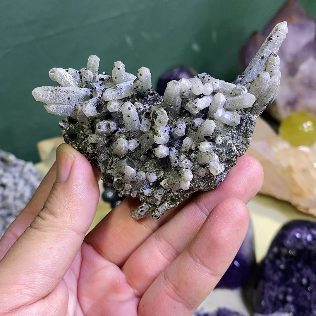 未镶嵌珠宝半成品水晶