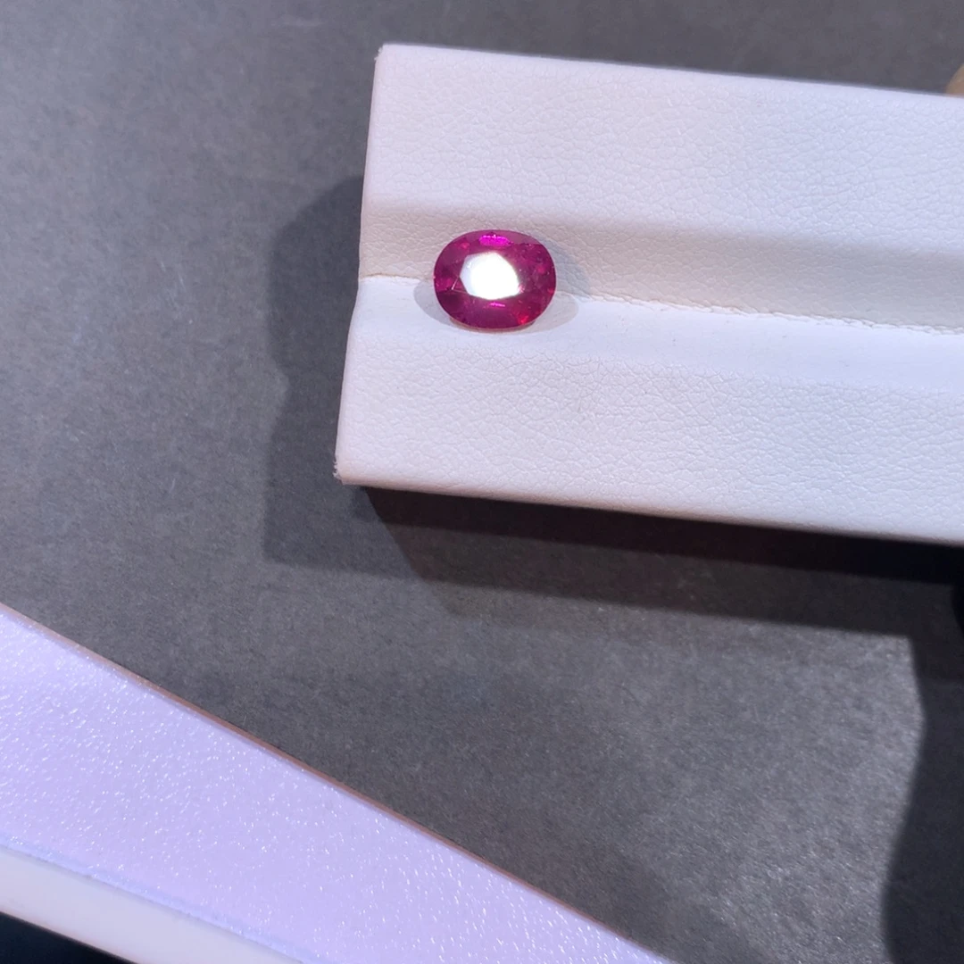 未镶嵌裸石碧玺2.5克拉