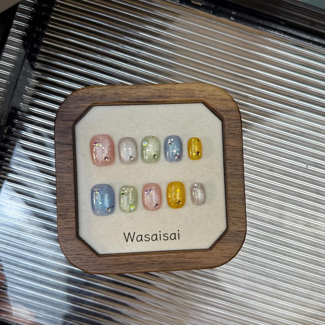 【彩虹糖】 现货 哇噻噻轻奢纯手工美甲高级气质定制穿戴甲显白