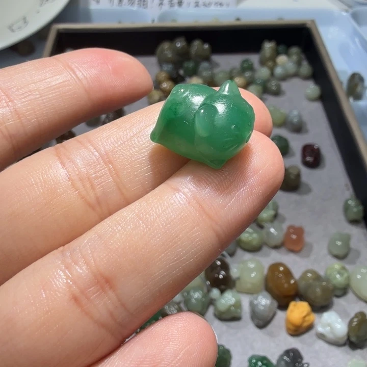 和田玉未镶嵌珠宝奇石