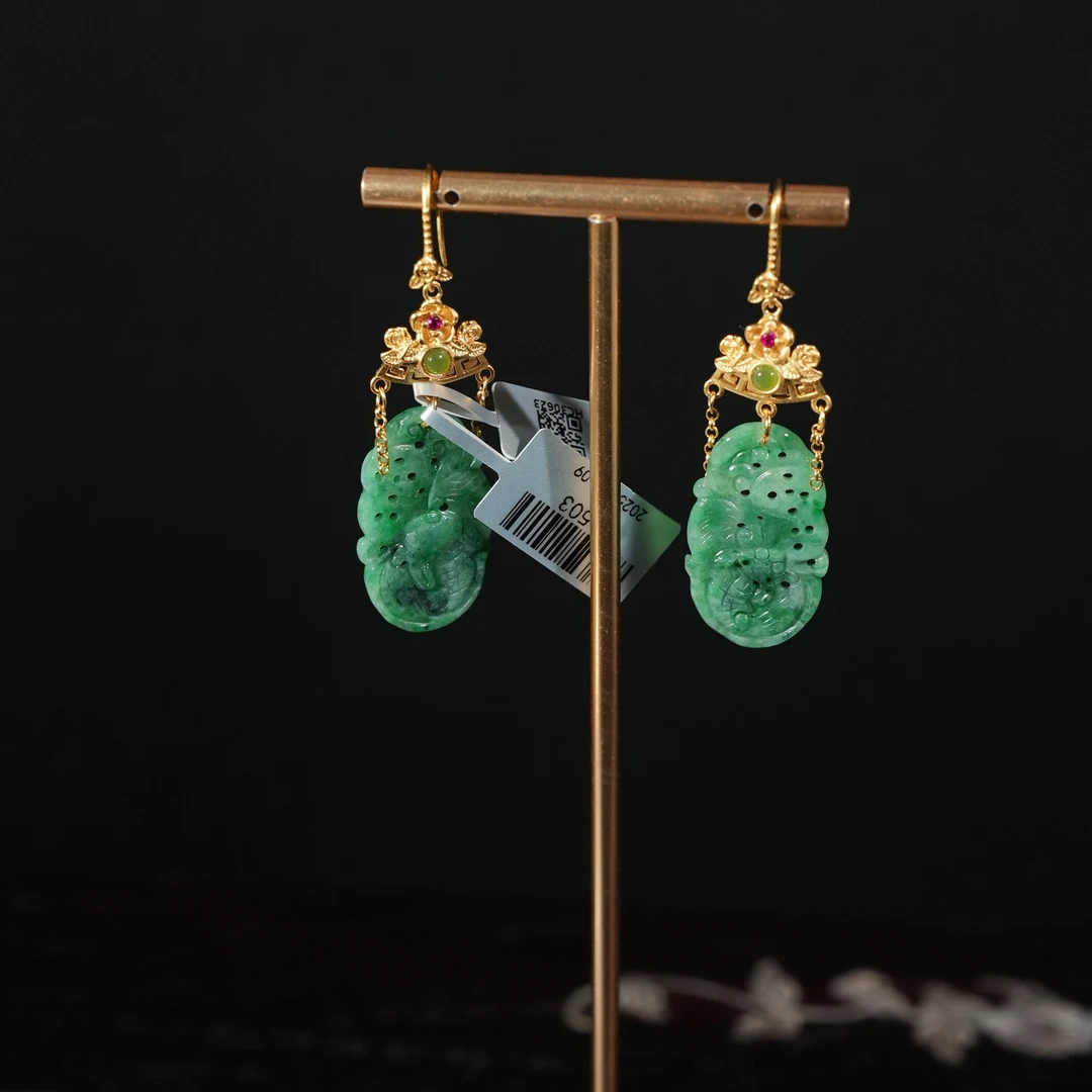 2.9香港王老板-翡翠a货镶嵌耳饰kb503