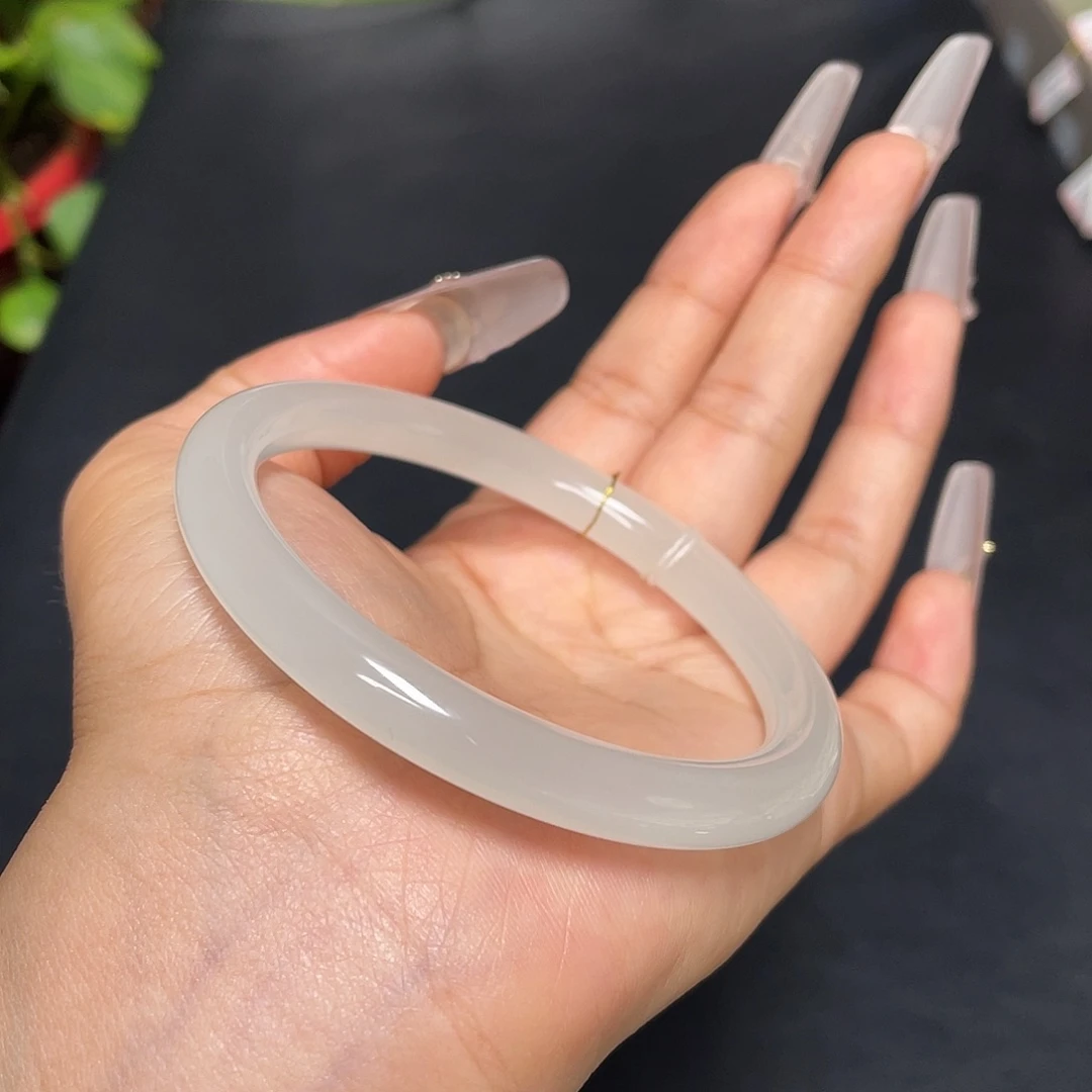 和田玉未镶嵌手镯59