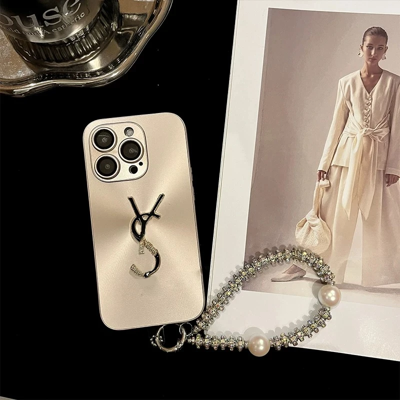 y家极光轻奢镜头膜新款iphone15手机壳网红14/13/12防摔带手链