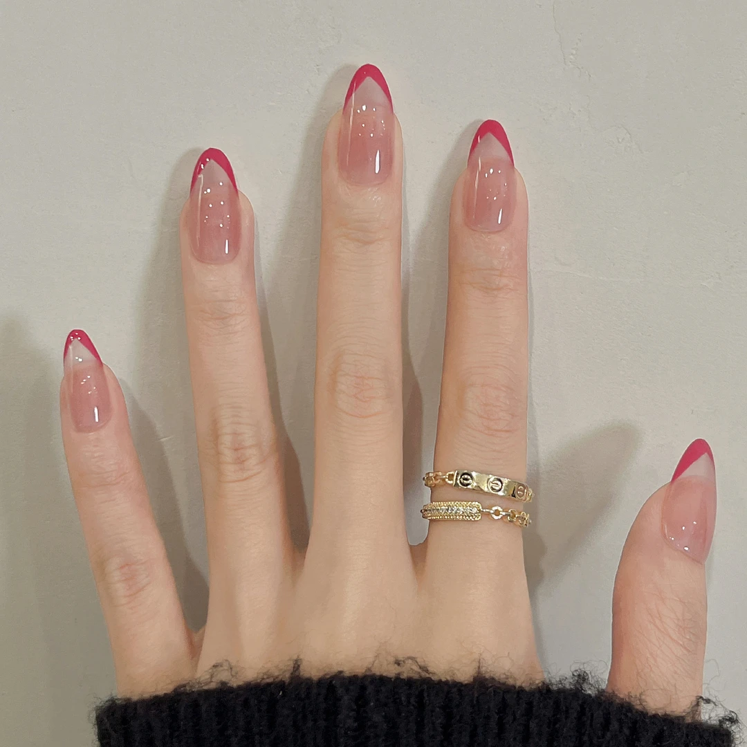 樱粉潮汐 手工穿戴甲粉色法式中椭圆高级春夏氛围气质显白美甲