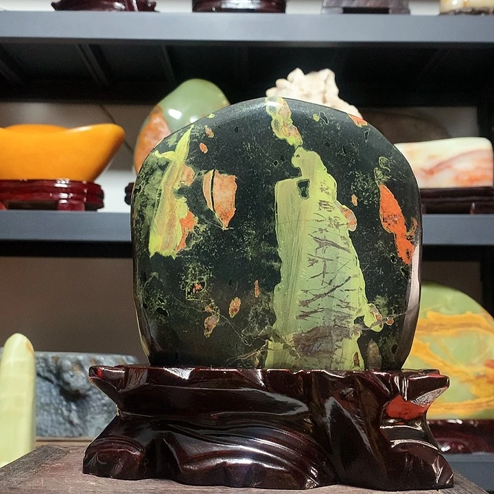 石材宽19厘米高21厘米