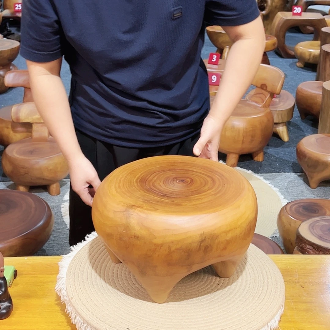 2 号香樟木尺寸：32-32-20cm