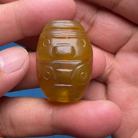 未镶嵌蛇纹石玉挂件