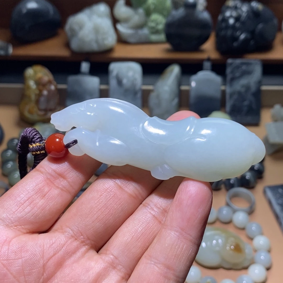 和田玉未镶嵌挂件