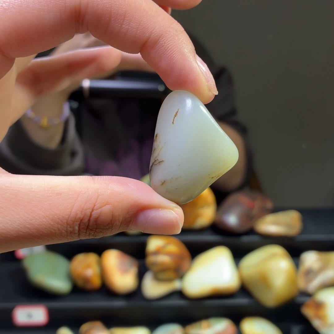 和田玉未镶嵌挂件21.8