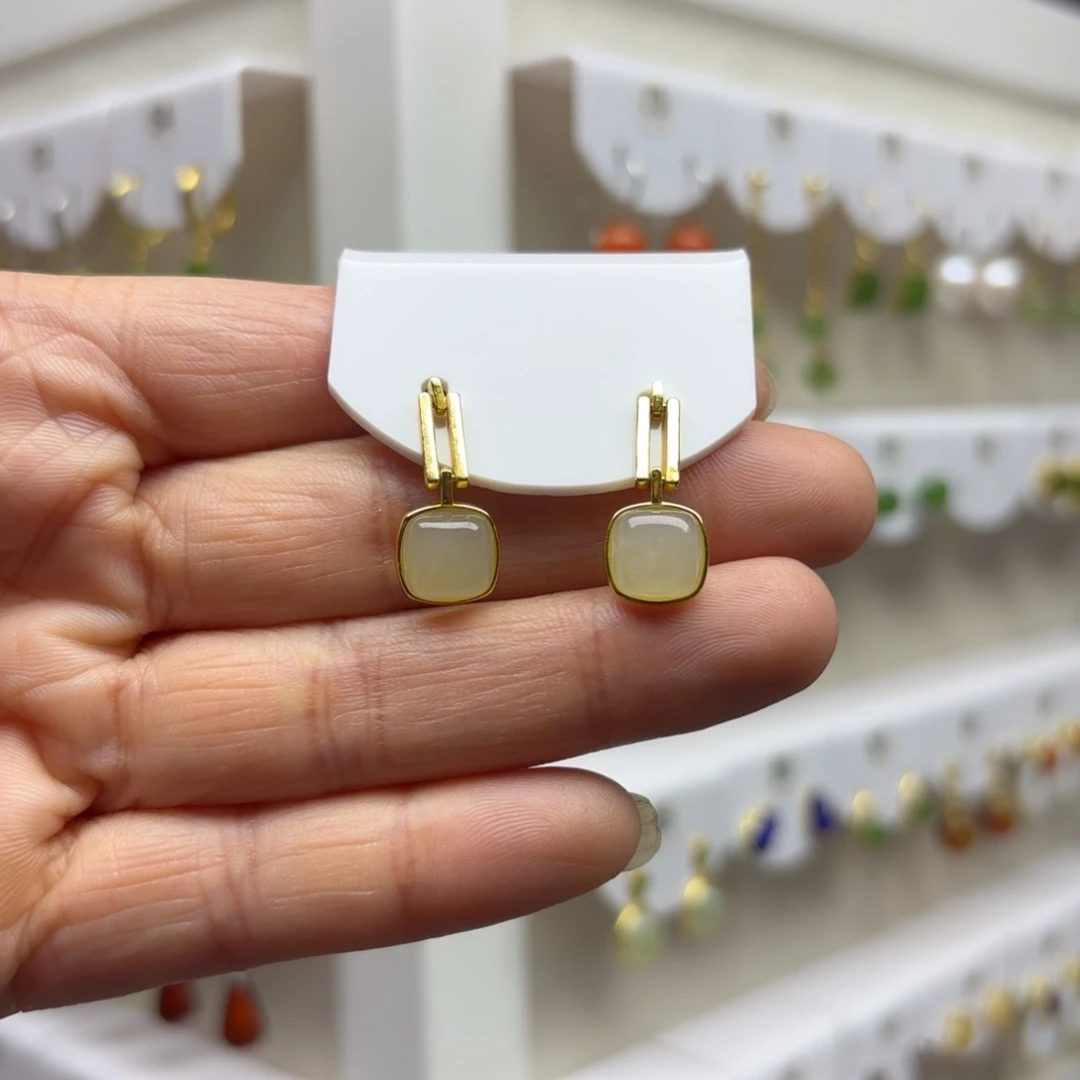 和田玉银S925镶嵌耳饰