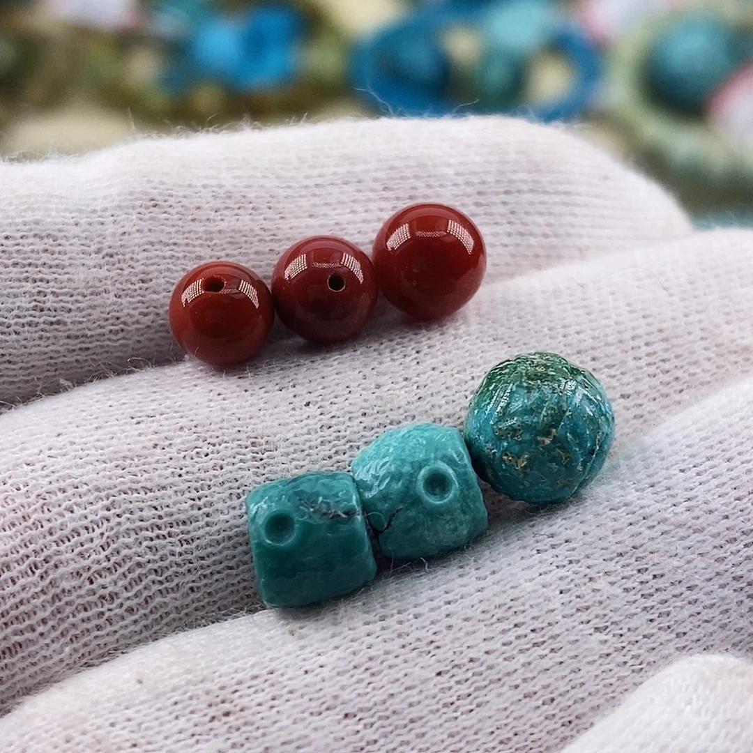 南红玛瑙未镶嵌珠宝奇石