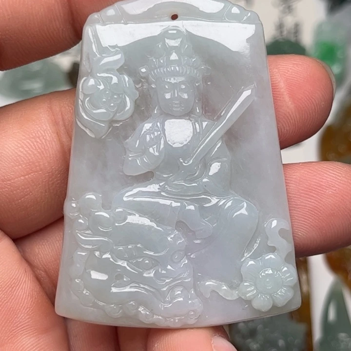 翡翠未镶嵌颈饰文殊观音