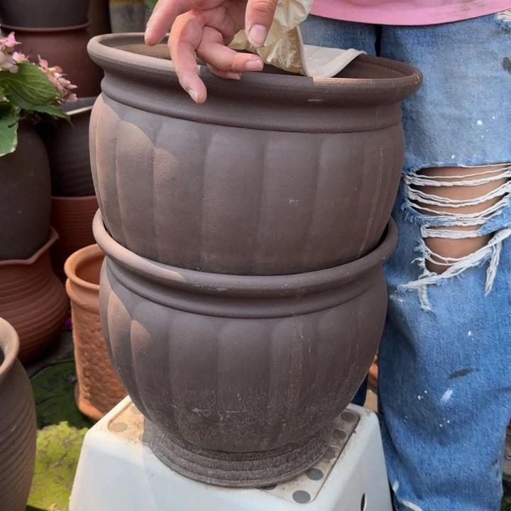 紫砂花盆口35高30宜兴紫砂瑕疵粗糙底部火裂